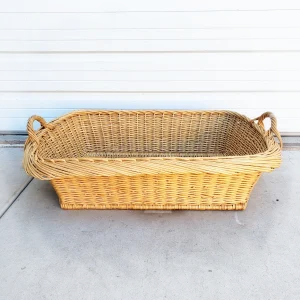 An20Elegant20and20Multipurpose20Handwoven20Oval20Wicker20Basket - ANTIQUITIESWAREHOUSES