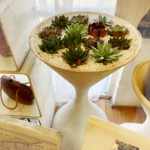An20EyeCatching20Garden20Accent20The20ExtraLarge20Guhl20Diablo20Concrete20Planter - ANTIQUITIESWAREHOUSES