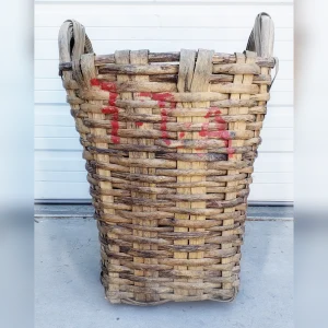 Beautiful20GrapePicking20Basket20Handcrafted20in20Portugal - ANTIQUITIESWAREHOUSES