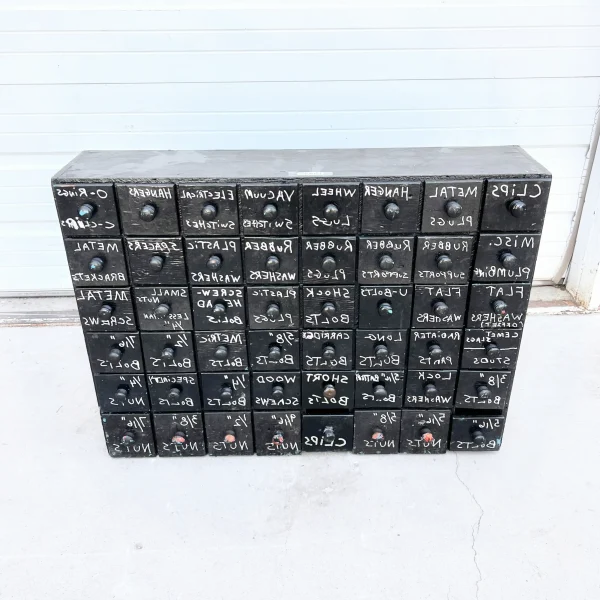 Chest20with20620Drawers20Crafted20from20Solid20Wood Chest20with20620Drawers20Crafted20from20Solid20Wood - ANTIQUITIESWAREHOUSES