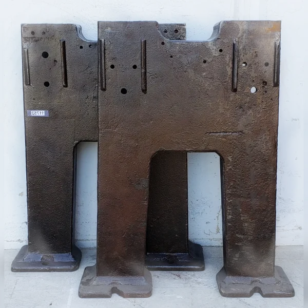 Classic20and20LongLasting20Sturdy20Table20Legs20Made20of20Cast20Iron - ANTIQUITIESWAREHOUSES