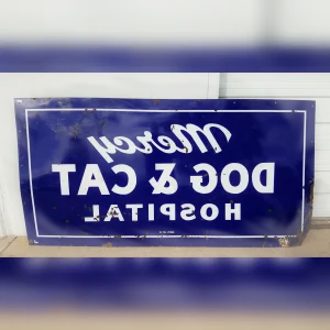 Decorative20Porcelain20Sign20for20Dog20and20Cat20Lovers20with20a20Vintage20Style20from20Mercy20Pet20Hospital - ANTIQUITIESWAREHOUSES