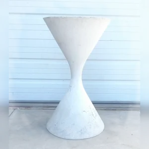 Elegant20Diablo20Planter20by20Willy20Guhl20in20a20MidSize - ANTIQUITIESWAREHOUSES