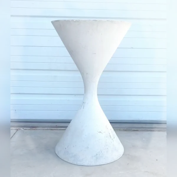 Elegant20Diablo20Planter20by20Willy20Guhl20in20a20MidSize - ANTIQUITIESWAREHOUSES