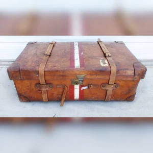 Elegant20and20Roomy20Harrods20London20Luxe20Leather20Travel20Bag - ANTIQUITIESWAREHOUSES