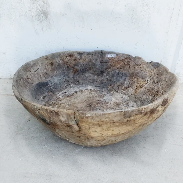 Exceptional20Large20Turkish20Wood20Bowl20Crafted20by20Hand - ANTIQUITIESWAREHOUSES
