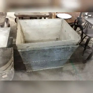 French20Garden20Planter20with20a20Rustic20Galvanized20Finish French20Garden20Planter20with20a20Rustic20Galvanized20Finish - ANTIQUITIESWAREHOUSES