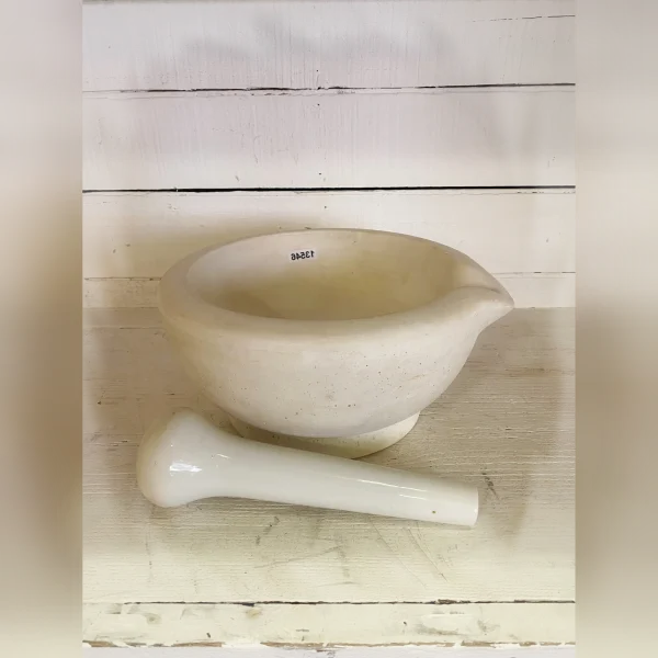 Handmade20Grinding20Tools20Berlin20Big20Stone20Mortar20and20Pestle - ANTIQUITIESWAREHOUSES