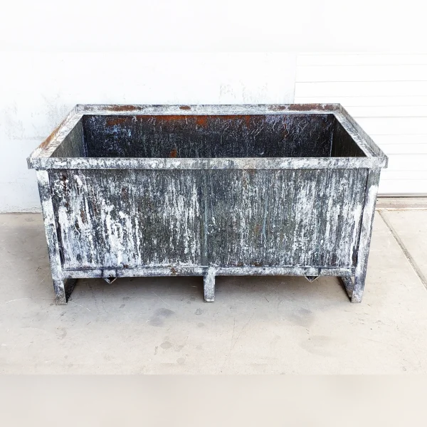IndustrialStyle20Rustic20Iron20Planter - ANTIQUITIESWAREHOUSES