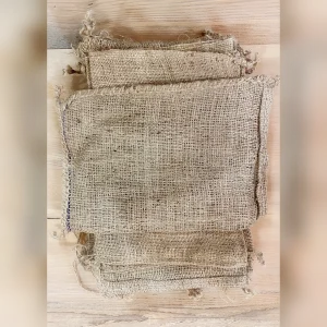 Little20EcoFriendly20Burlap20Drawstring20Pouch - ANTIQUITIESWAREHOUSES
