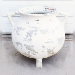 Marmite20Concrete20Planter20by20the20Iconic20Willy20Guhl 1 - ANTIQUITIESWAREHOUSES