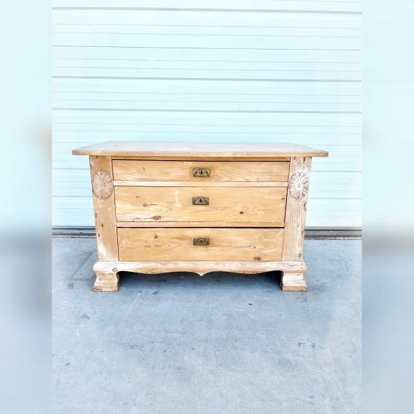 Modern20Danish20Pine20Chest20with20Three20Drawers20and20a20Natural20Wood20Finish Modern20Danish20Pine20Chest20with20Three20Drawers20and20a20Natural20Wood20Finish - ANTIQUITIESWAREHOUSES
