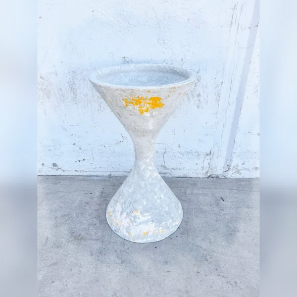 Modern20and20Sleek20Diablo20Planter - ANTIQUITIESWAREHOUSES