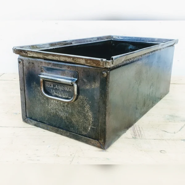 Old20Lyon20Metal20Drawers2020Rustic20Crate20Design20with20Distressing20and20Stripping - ANTIQUITIESWAREHOUSES