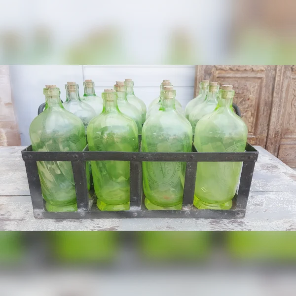 Pair20of20Metal20Bottle20Carriers20with20an20EcoFriendly20Design - ANTIQUITIESWAREHOUSES