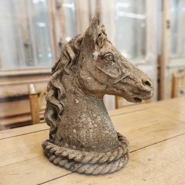 Reproduction20of20an20Old20World20Horse20Head20in20Concrete - ANTIQUITIESWAREHOUSES
