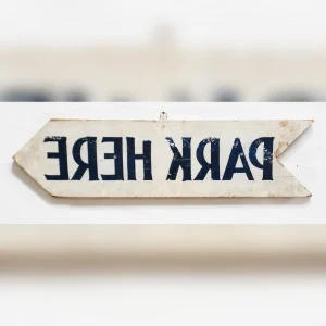 Rustic20and20LongLasting20Handcrafted20Wooden20Park20Here20Sign - ANTIQUITIESWAREHOUSES