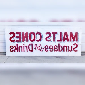 Sign20from20a20bygone20malt20shop20advertising20soda20cones20and20sundaes - ANTIQUITIESWAREHOUSES