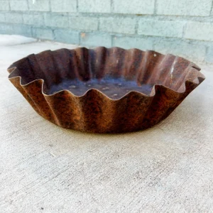 Steel20Salad20Bowl20with20Rustic20Scalloped20Design - ANTIQUITIESWAREHOUSES