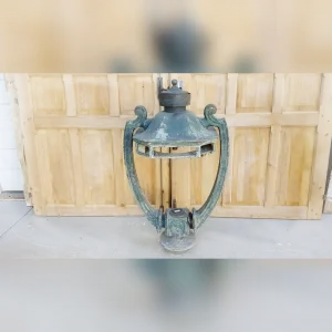 Streetlight20by20Milwaukee2020Traditional20Style2020Architectural20Icon - ANTIQUITIESWAREHOUSES