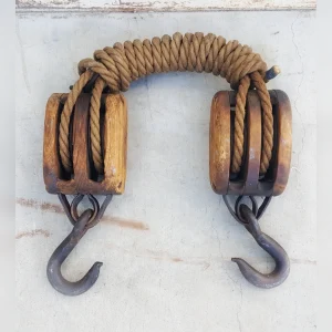 Strong20Dual20Pulleys20for20Easy20Lifting - ANTIQUITIESWAREHOUSES