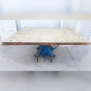 Strong20Hydraulic20Workstation20with20Height20Adjustment20and20a20HeavyDuty20Lift20Table - ANTIQUITIESWAREHOUSES