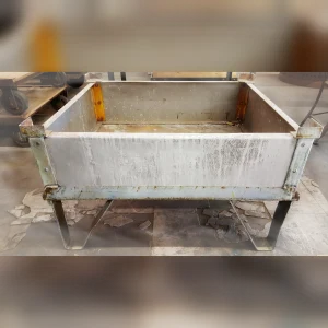 Strong20and20Reliable20Vintage20Hammond20Industrial20Crate2020Kalamazoo - ANTIQUITIESWAREHOUSES
