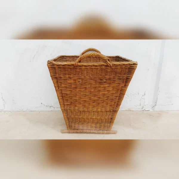 Tasteful20Snacks20and20HighQuality20Wooden20Wine20Basket Tasteful20Snacks20and20HighQuality20Wooden20Wine20Basket - ANTIQUITIESWAREHOUSES