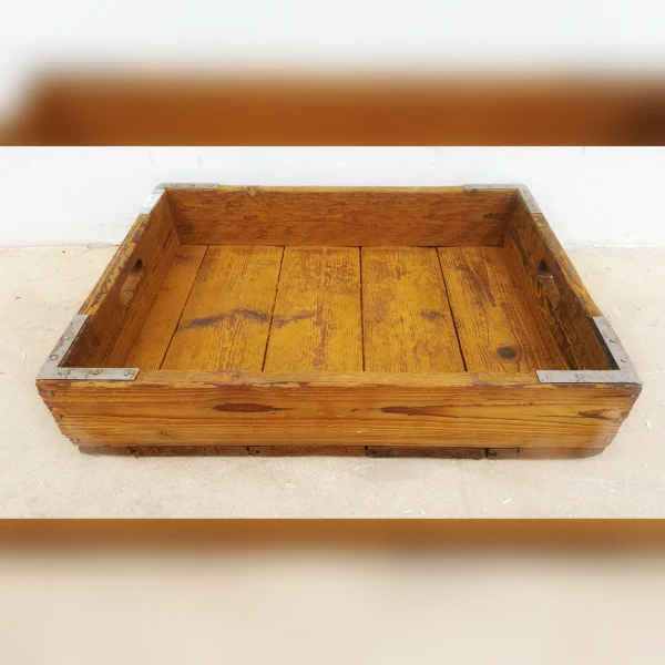 The20Crate20for20Storing20Items20Made20of20Rustic20Wood - ANTIQUITIESWAREHOUSES