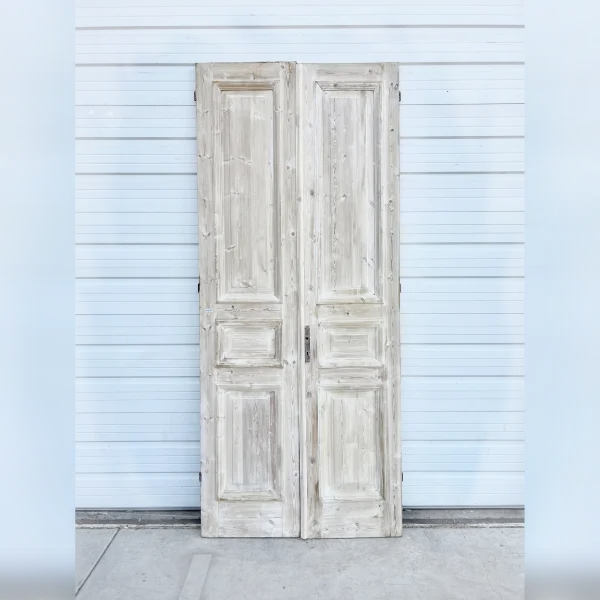 Two20Antique20Doors20with20Distressed20Wood20Panels Two20Antique20Doors20with20Distressed20Wood20Panels - ANTIQUITIESWAREHOUSES